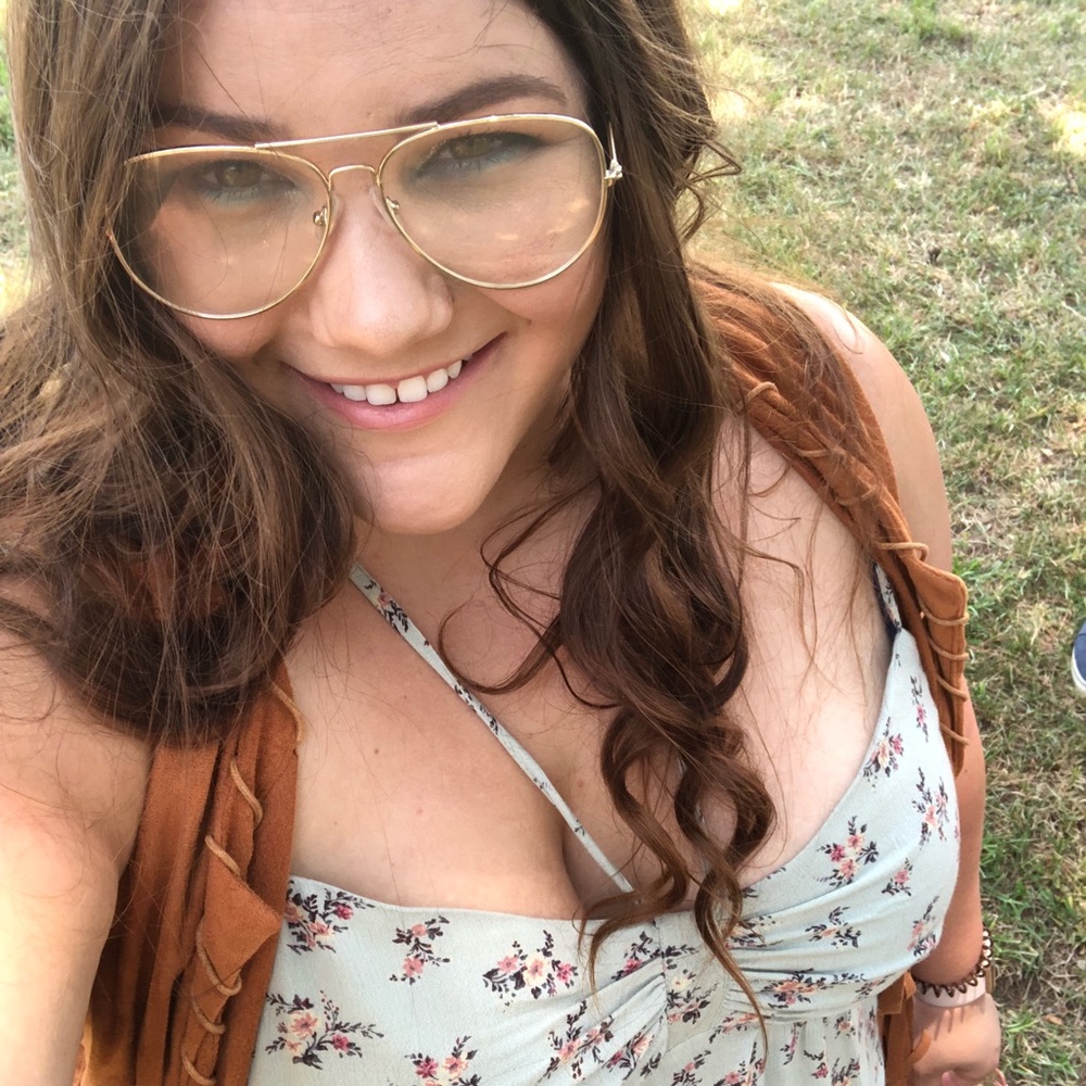 Meet your Posher, Erica